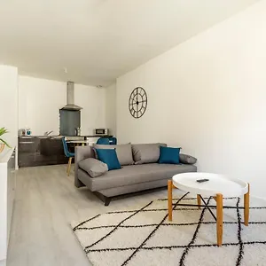 Le Bleu - Spacieux T2 Avec 1 Et 1 Canapé Lit Appartement